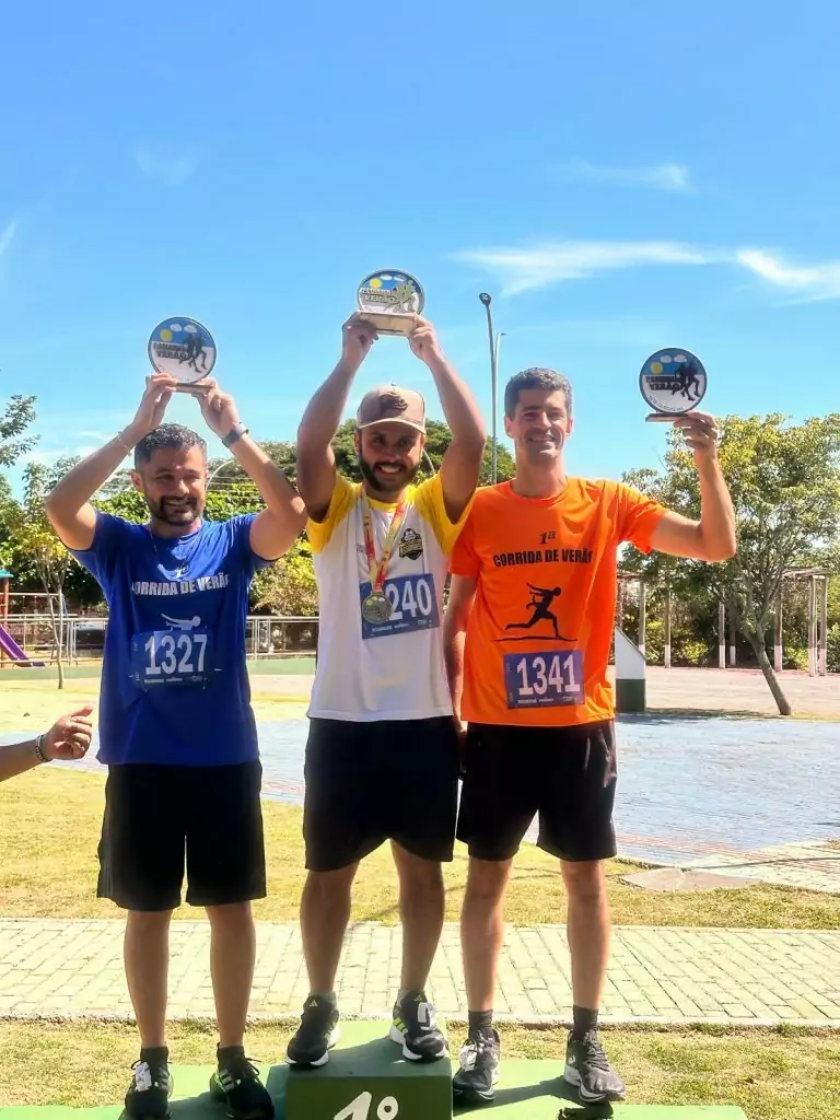 Atletas de Tacuru brilham na Primeira Corrida Verão 5K em Sete Quedas Atletas de Tacuru brilham na Primeira Corrida Verão 5K em Sete Quedas